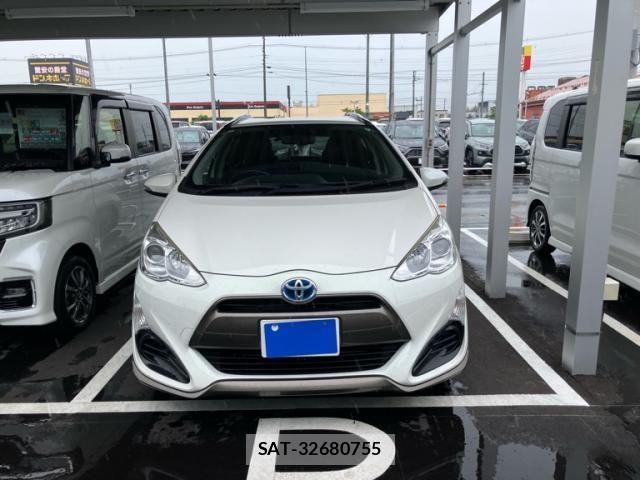 Toyota AQUA 2015-05 7614991-0