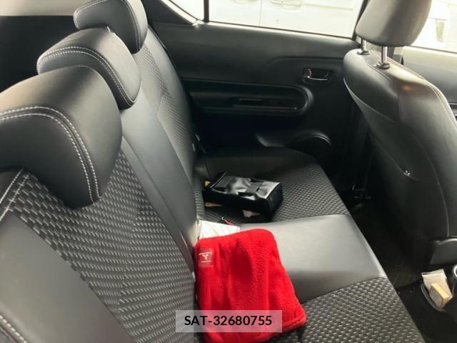 Toyota AQUA 2015-05 7614991-9