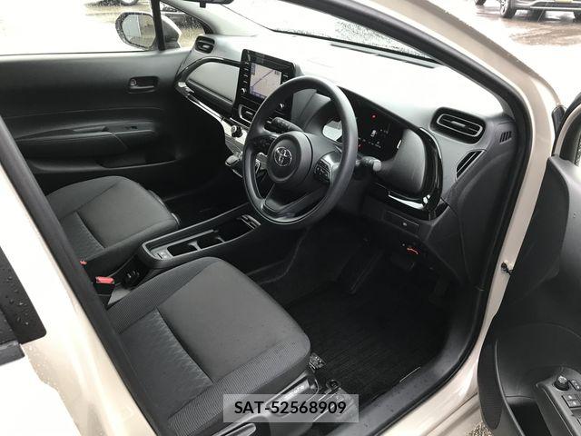 Toyota AQUA 2021-07 7614932-9