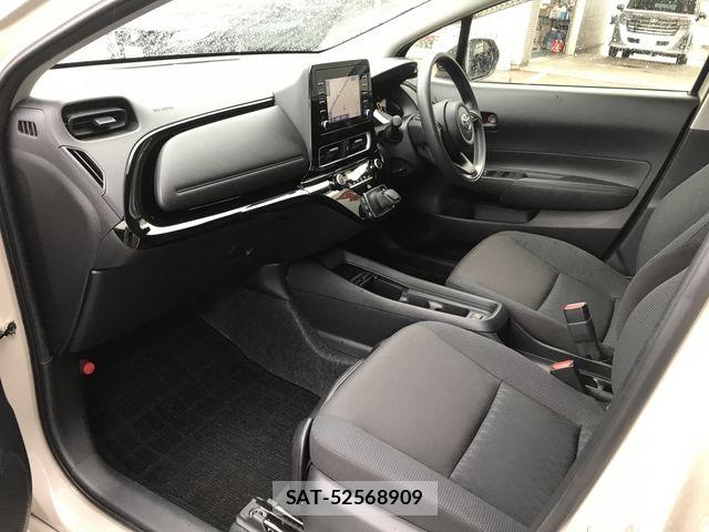 Toyota AQUA 2021-07 7614932-11