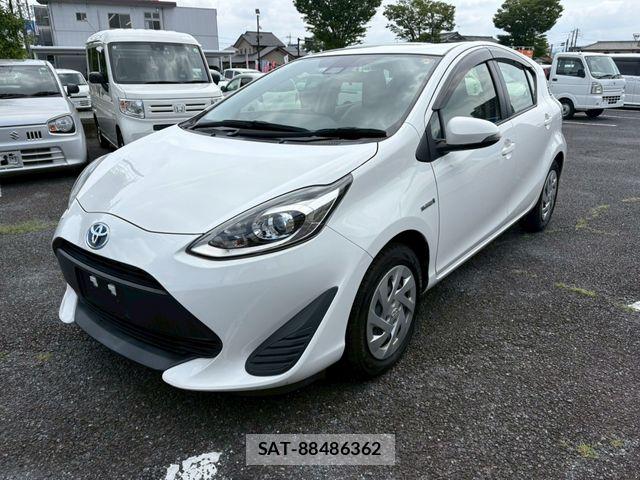 Toyota AQUA 2019-05 7614973-0