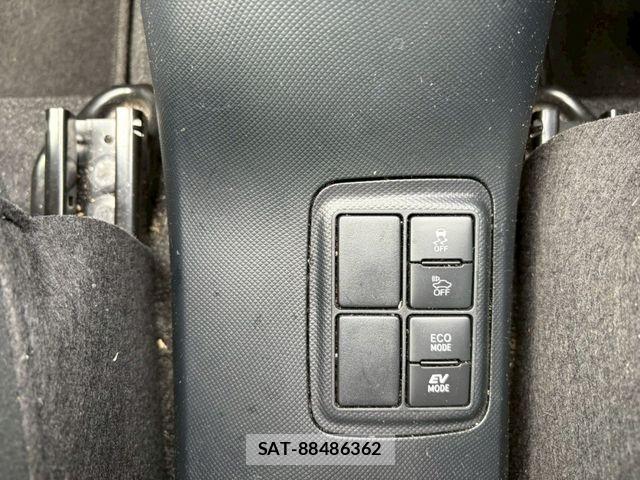 Toyota AQUA 2019-05 7614973-18