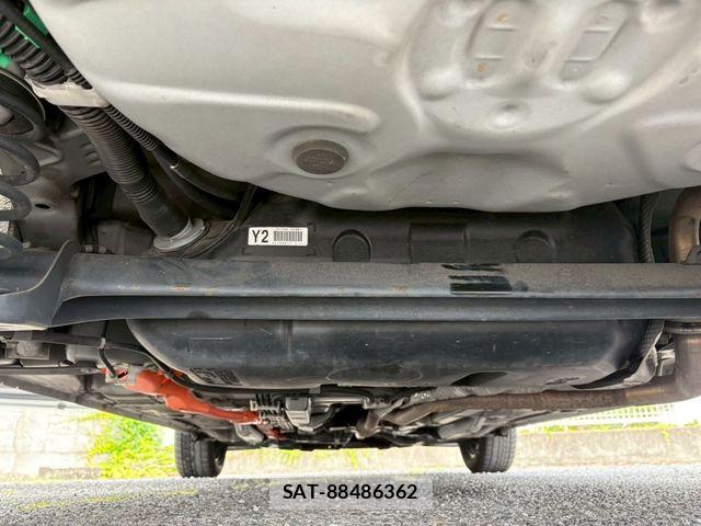 Toyota AQUA 2019-05 7614973-28