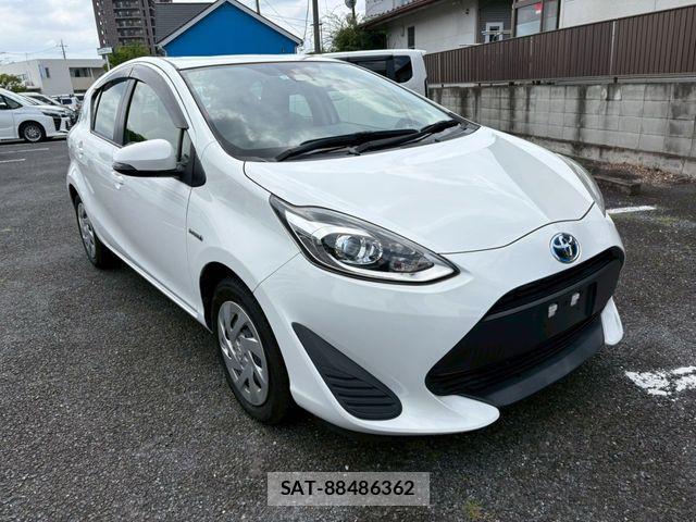 Toyota AQUA 2019-05 7614973-4