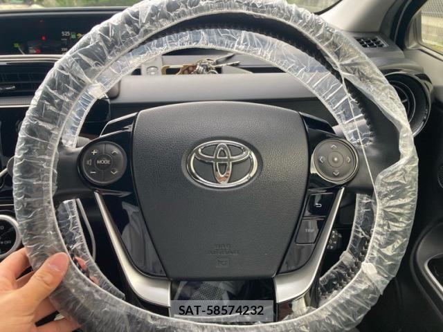 Toyota AQUA 2017-08 7614976-14