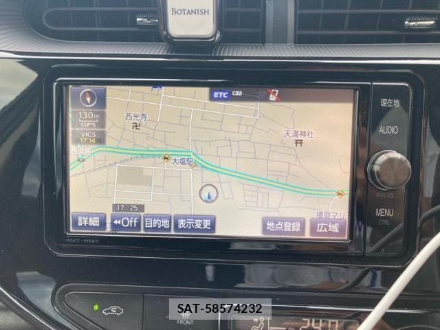 Toyota AQUA 2017-08 7614976-15