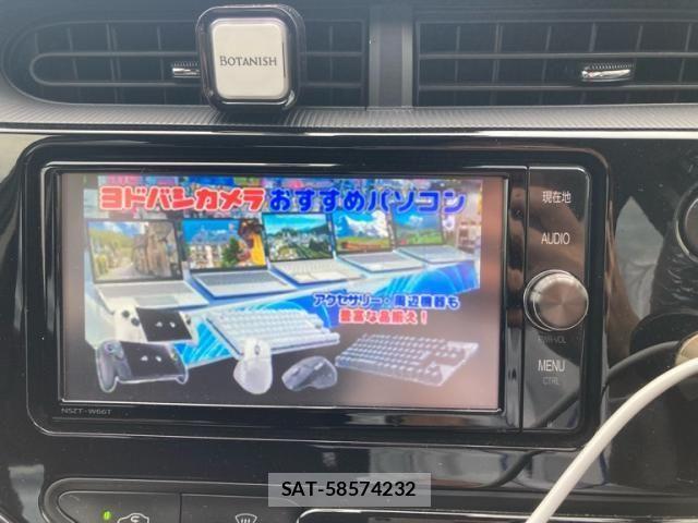 Toyota AQUA 2017-08 7614976-17