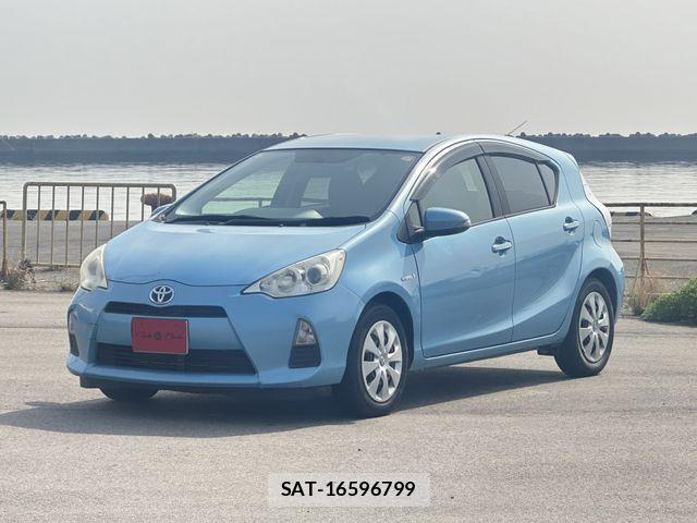 Toyota AQUA 2012-05 7614993-0