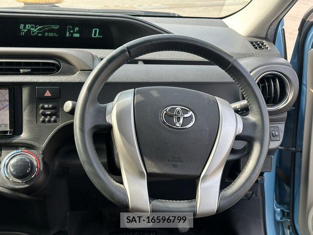 Toyota AQUA 2012-05 7614993-9