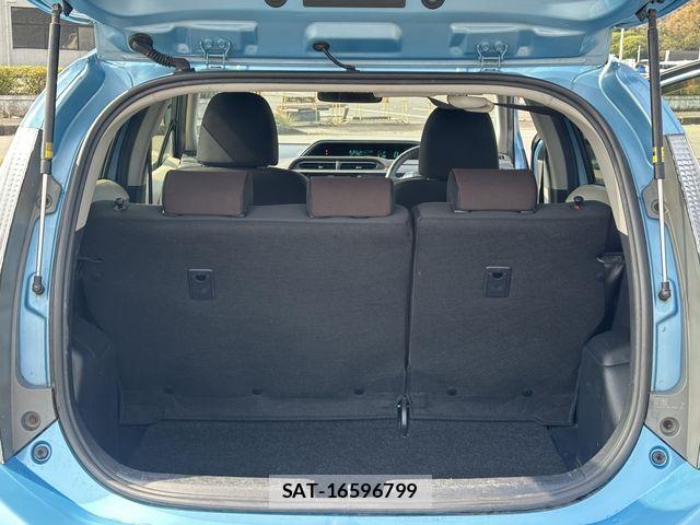 Toyota AQUA 2012-05 7614993-14
