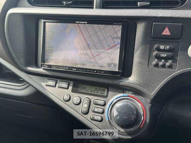 Toyota AQUA 2012-05 7614993-3