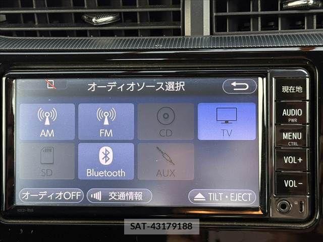 Toyota AQUA 2017-10 7614968-20