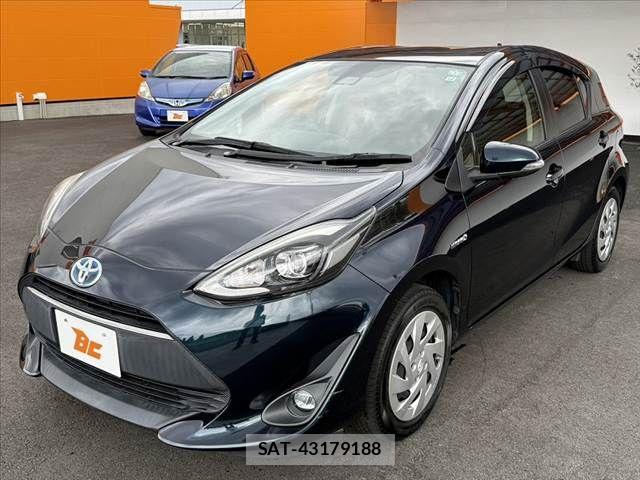 Toyota AQUA 2017-10 7614968-7
