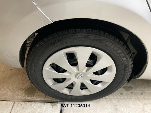 Toyota AQUA 2013-04 7615001-9