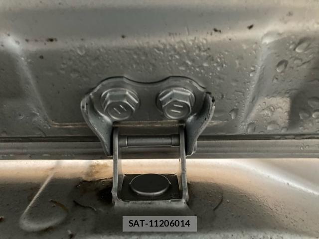 Toyota AQUA 2013-04 7615001-12