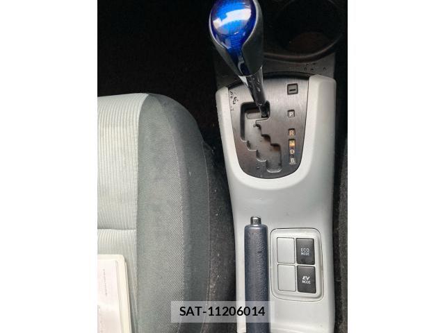 Toyota AQUA 2013-04 7615001-22