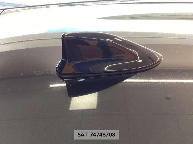 Toyota AQUA 2020-04 7614952-17