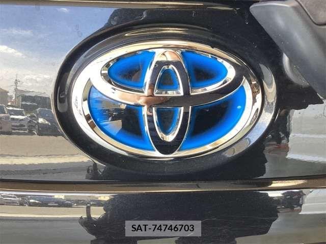 Toyota AQUA 2020-04 7614952-18