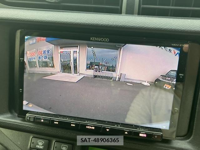 Toyota AQUA 2013-07 7614992-15