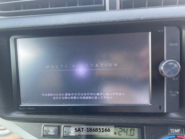 Toyota AQUA 2014-02 7614988-3
