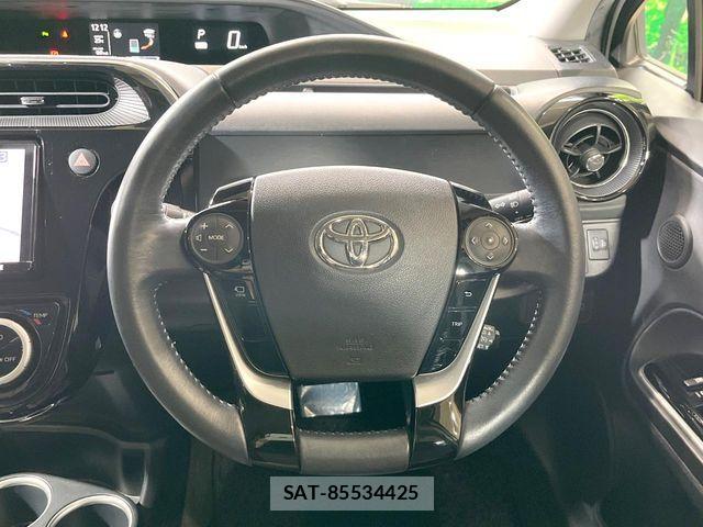 Toyota AQUA 2020-01 7614943-12