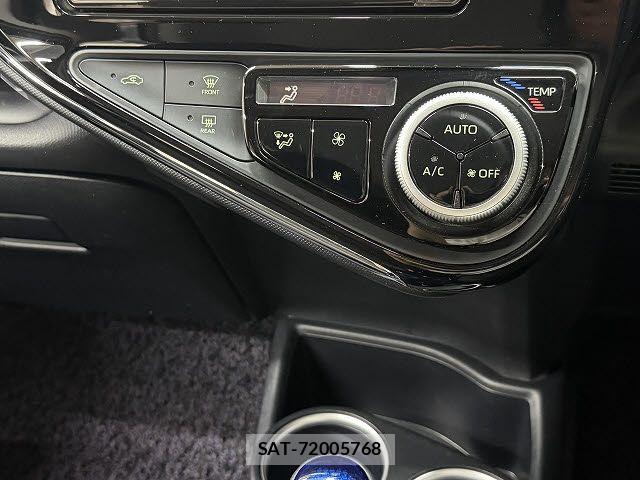 Toyota AQUA 2019-09 7614948-12