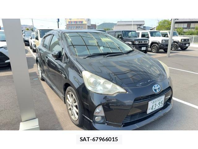 Toyota AQUA 2012-09 7615000-0