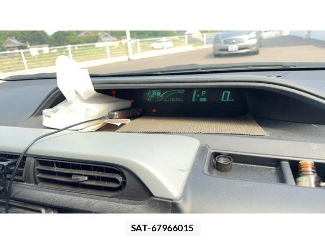 Toyota AQUA 2012-09 7615000-15