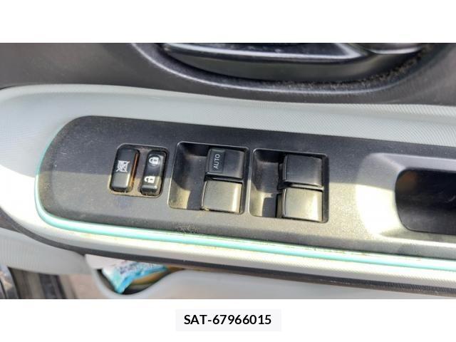 Toyota AQUA 2012-09 7615000-8