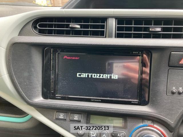 Toyota AQUA 2012-09 7615002-18