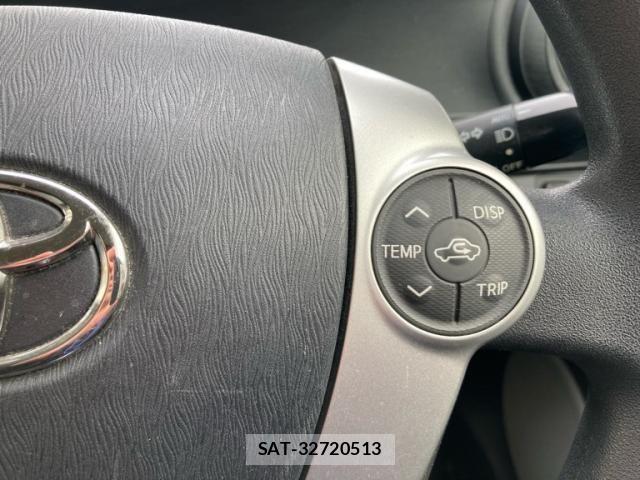 Toyota AQUA 2012-09 7615002-23