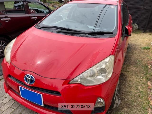 Toyota AQUA 2012-09 7615002-2