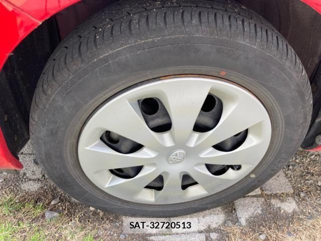 Toyota AQUA 2012-09 7615002-7