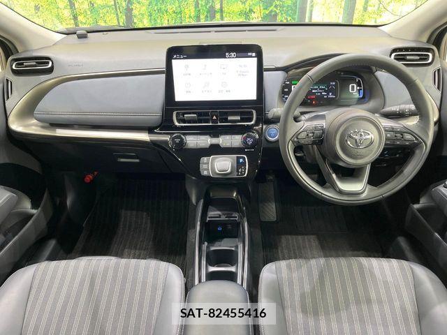 Toyota AQUA 2023-11 7614923-1