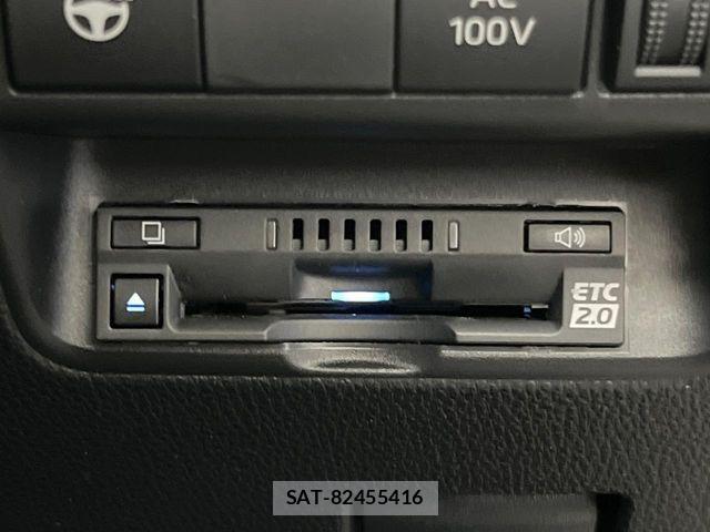 Toyota AQUA 2023-11 7614923-6