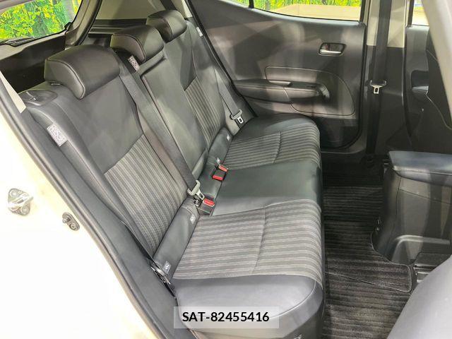 Toyota AQUA 2023-11 7614923-8