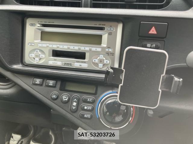 Toyota AQUA 2012-04 7614995-12