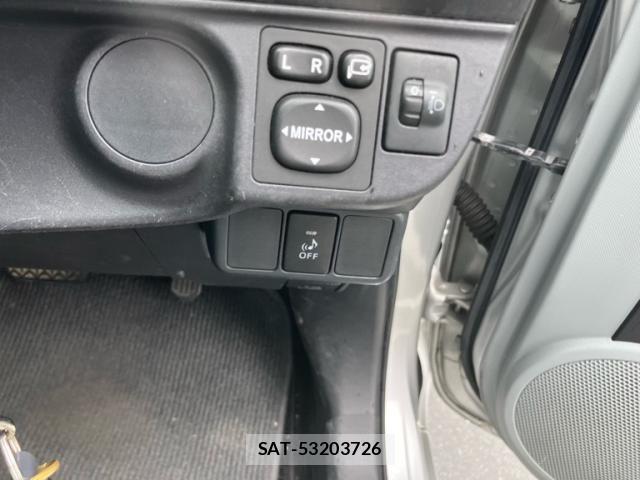Toyota AQUA 2012-04 7614995-8