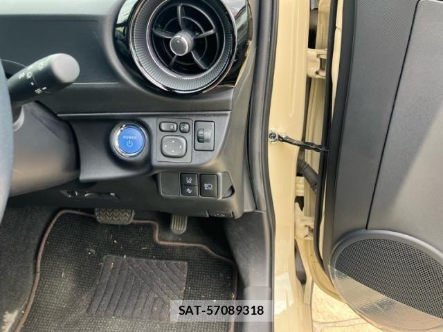 Toyota AQUA 2020-01 7614954-16