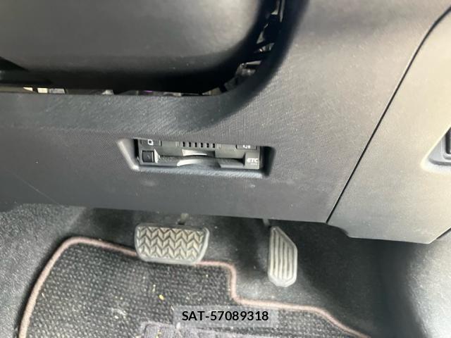 Toyota AQUA 2020-01 7614954-23