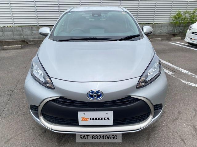 Toyota AQUA 2022-11 7614950-2