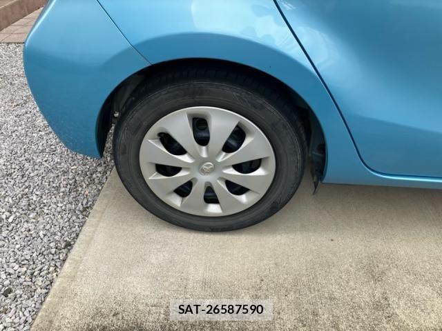 Toyota AQUA 2012-06 7614999-9
