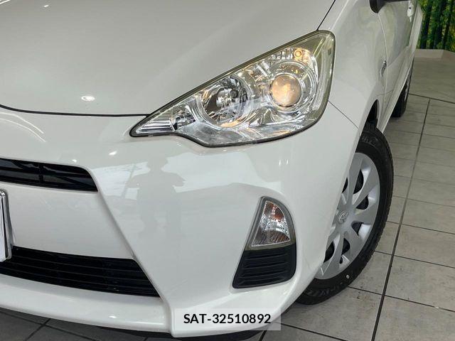 Toyota AQUA 2012-09 7614977-11