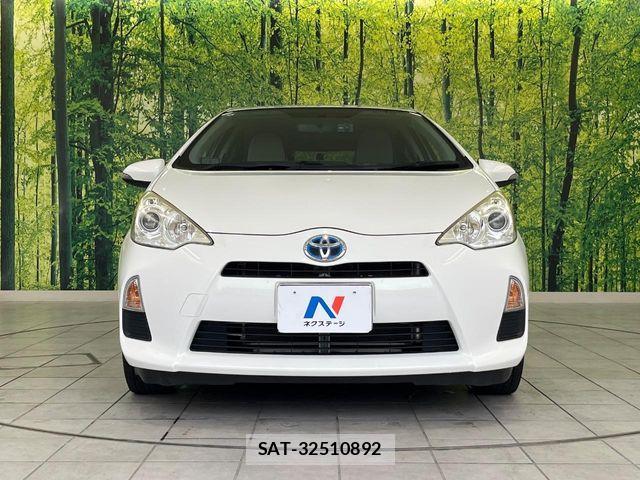 Toyota AQUA 2012-09 7614977-13