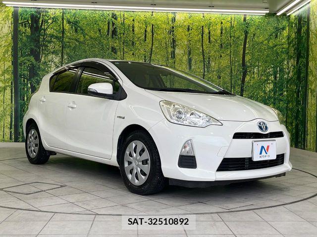 Toyota AQUA 2012-09 7614977-15