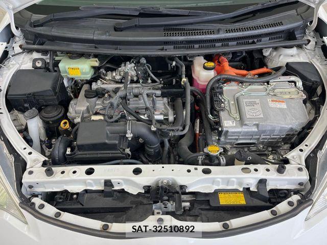Toyota AQUA 2012-09 7614977-17