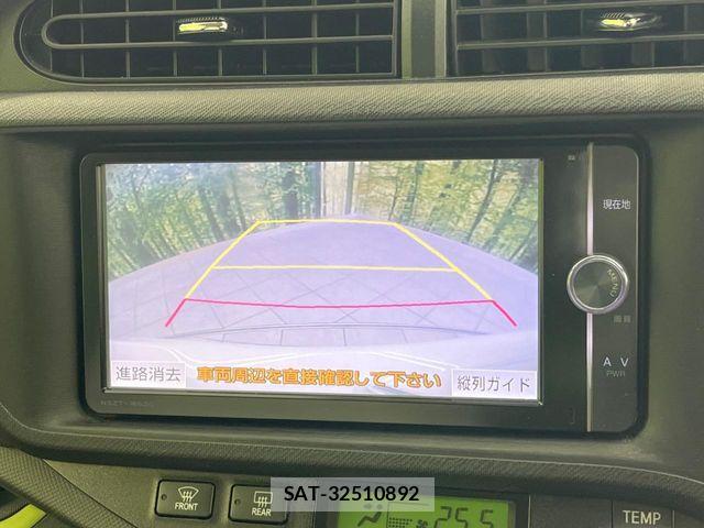 Toyota AQUA 2012-09 7614977-3