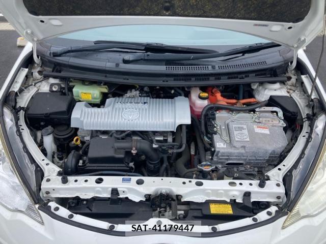 Toyota AQUA 2012-07 7614983-10