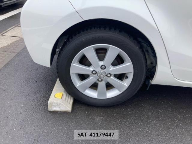 Toyota AQUA 2012-07 7614983-7