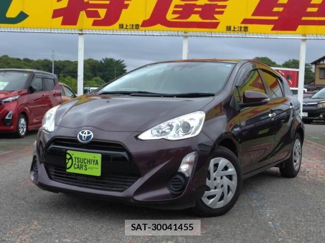 Toyota AQUA 2017-01 7614940-0